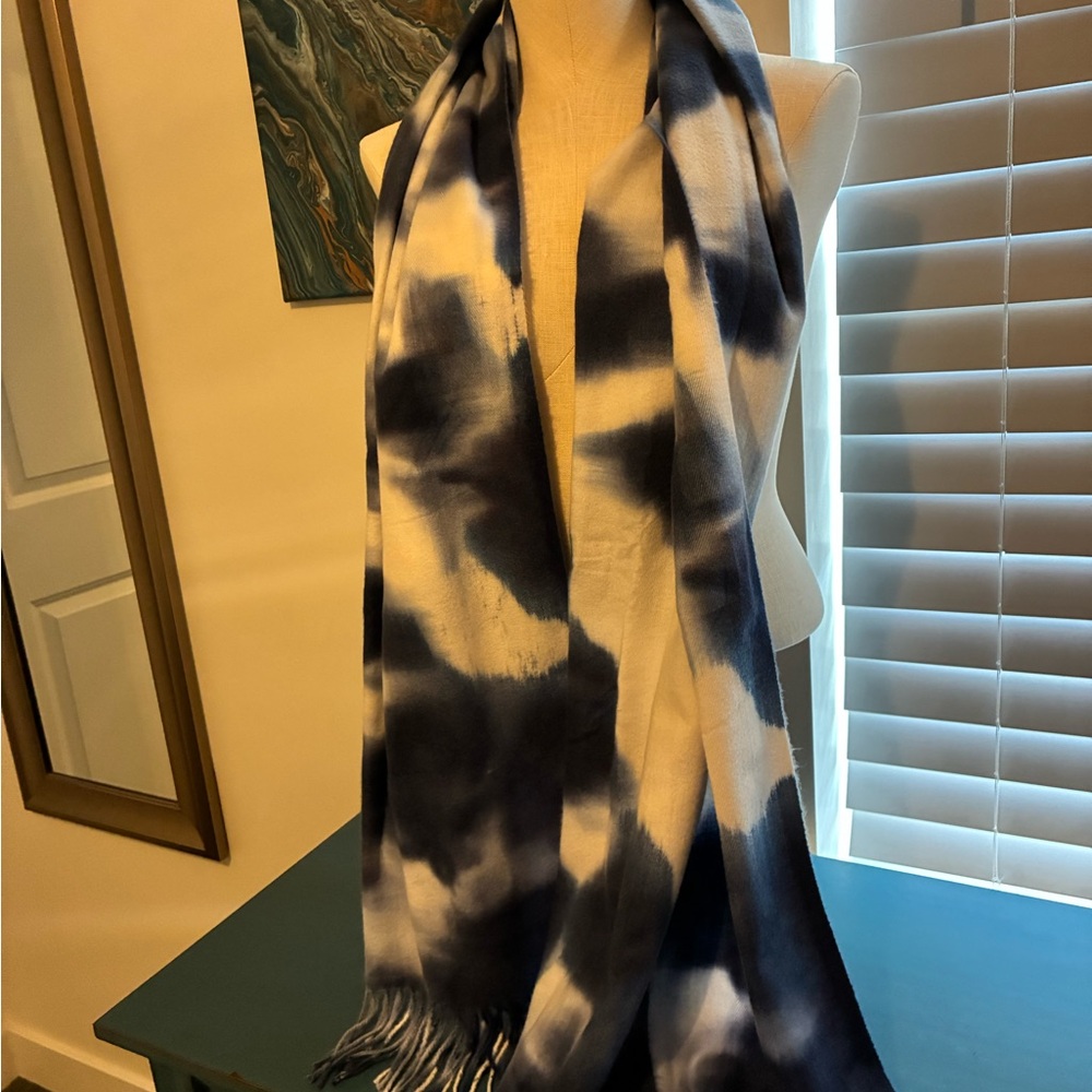 Elegant Blue and White Scarfs